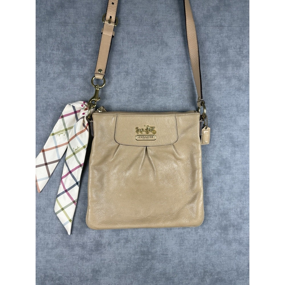 Coach 41980 Leather Crossbody Bag Tan Gold Horse Carriage Purple Lining 9x9